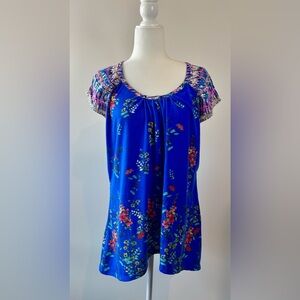 Fig and Flower Women’s Blue Floral Print Lace Back Short Sleeve Top Size M
